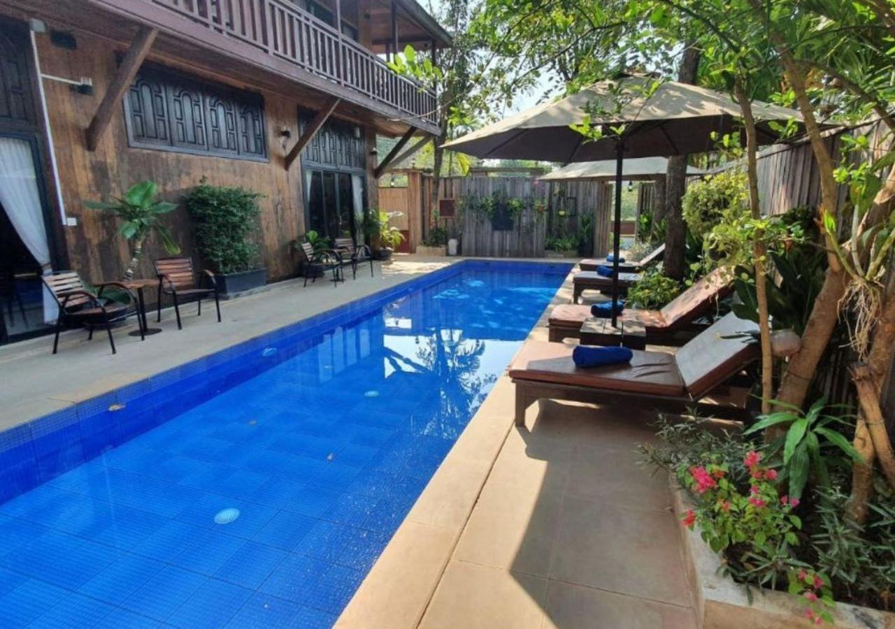 Three Little Birds Hotel Siem Reap Bagian luar foto